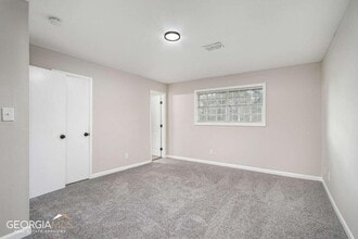 2243 Oak Cir in Conley, GA - Building Photo - Building Photo