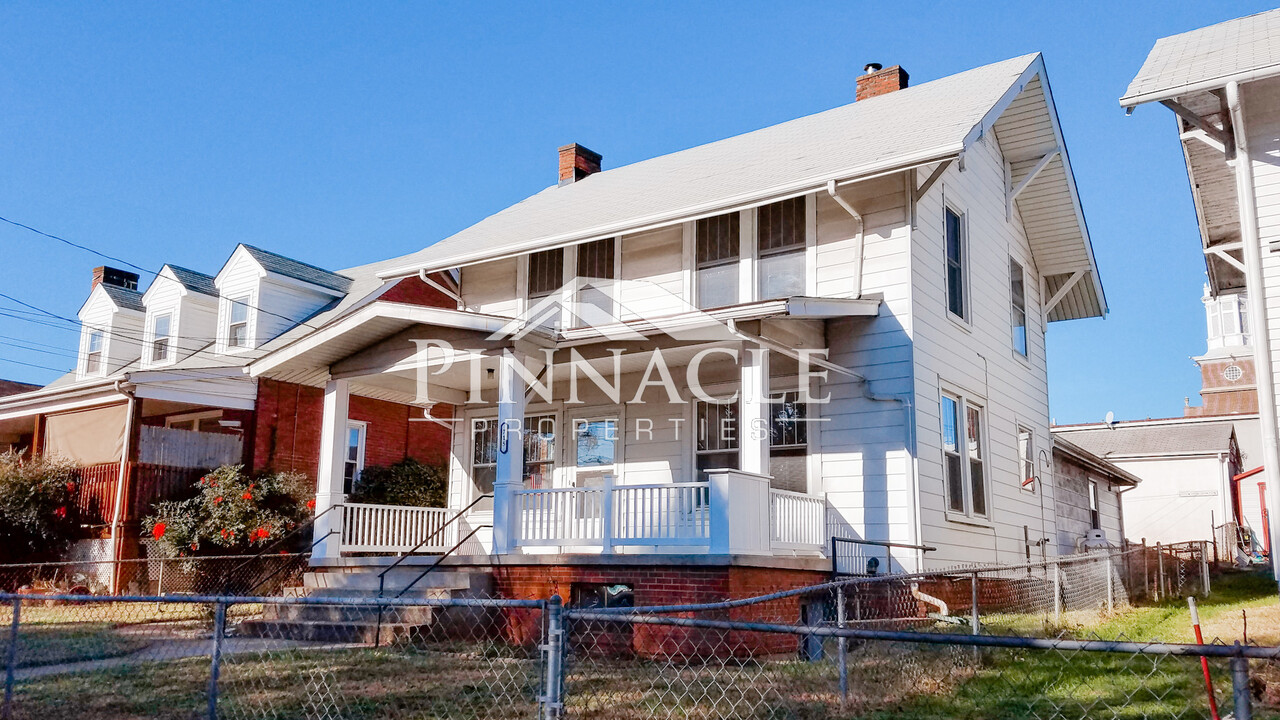 715 Euclid Ave in Lynchburg, VA - Building Photo