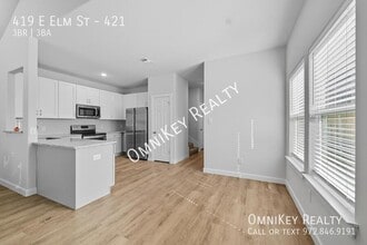 419 E Elm St in Denison, TX - Building Photo - Building Photo