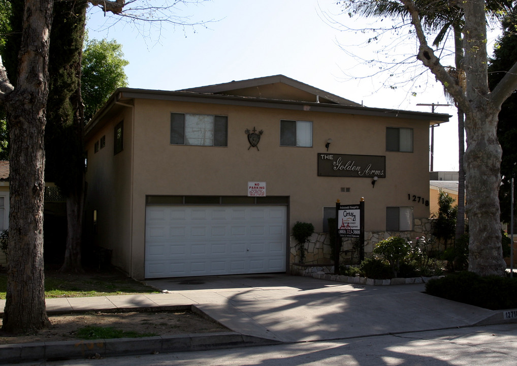 The Golden Arms in Whittier, CA - Building Photo