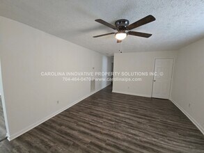 1409 Tinnin Ave in Charlotte, NC - Building Photo - Building Photo