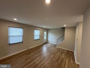 104 Stuart Ave in Downingtown, PA - Building Photo - Building Photo