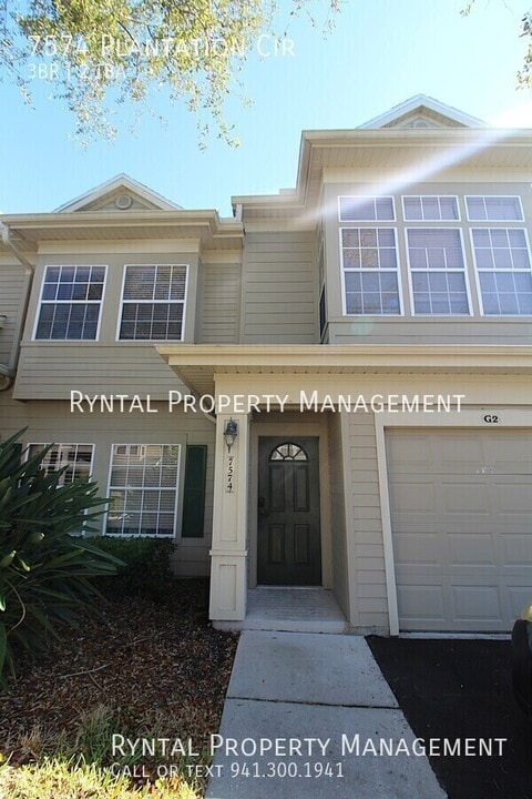 7574 Plantation Cir in Bradenton, FL - Building Photo