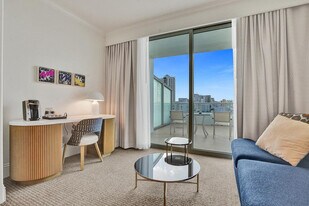 15 Collins Ave, Unit SI ID1540494P in Miami Beach, FL - Building Photo