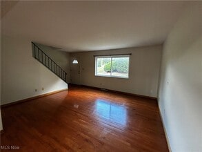 2742 Juno Pl in Fairlawn, OH - Building Photo - Building Photo