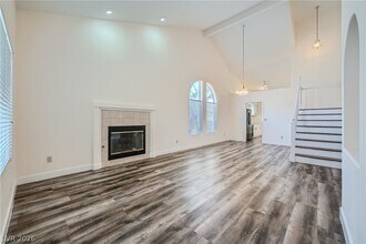 3004 N Windy Surf Ct in Las Vegas, NV - Building Photo - Building Photo