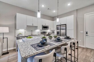 15801 N Barkers Landing Rd in Houston, TX - Building Photo - Building Photo