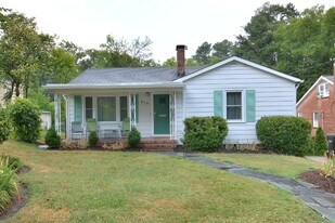 812 W Knox St in Durham, NC - Building Photo