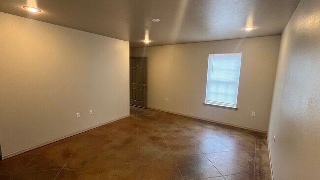 112 E Carthage Ave in Russellville, AR - Building Photo - Building Photo