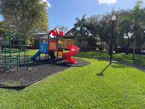 11289 SW 88th St in Miami, FL - Building Photo - Building Photo