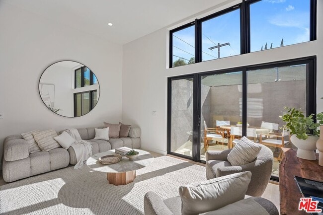 3808 College Ave in Culver City, CA - Building Photo - Building Photo