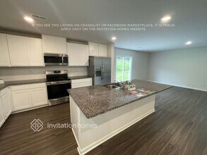 5133 Cameron Cmns Pkwy in Charlotte, NC - Building Photo - Building Photo