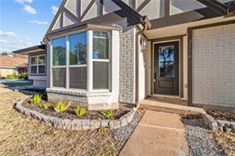 2114 Eaglerock Dr in Houston, TX - Building Photo - Building Photo