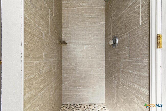 property at 3504 Saul Dr