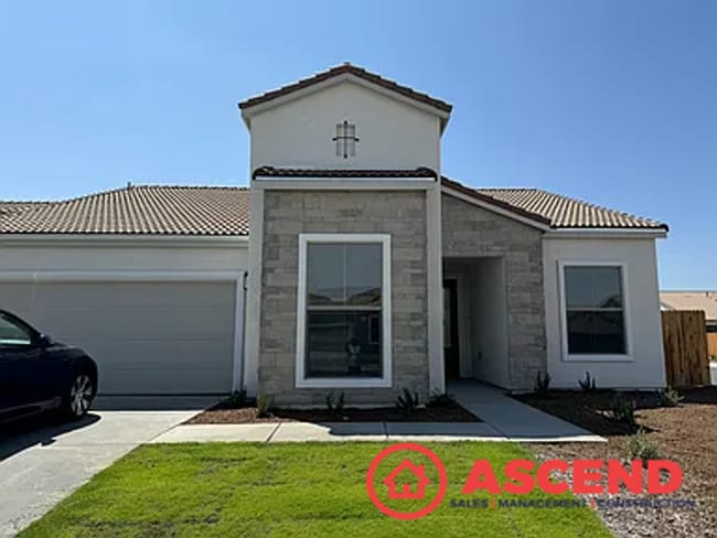 7427 Lemon Mdw Pl in Bakersfield, CA - Building Photo - Building Photo