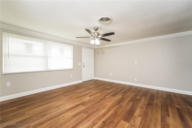 191 E Seminole Dr in Venice, FL - Building Photo - Building Photo