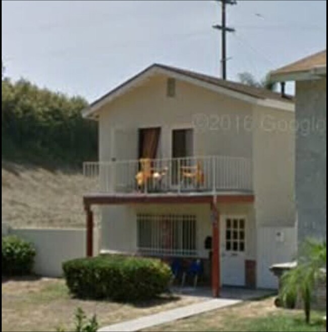 4767 Virginia Ave, Unit Nathaniel Lewis in Long Beach, CA - Building Photo - Building Photo