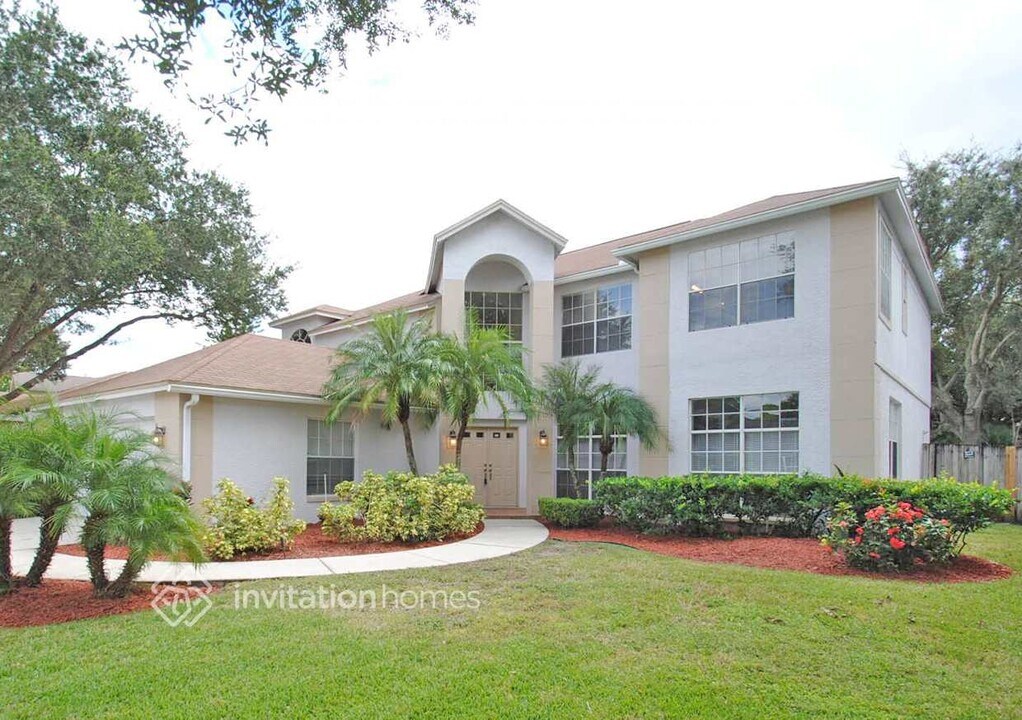 11424 Glenmont Dr in Tampa, FL - Foto de edificio