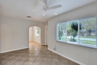 146 Euclid Blvd in Lantana, FL - Building Photo - Building Photo