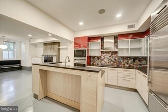 1517 Church St NW in Washington, DC - Building Photo - Building Photo