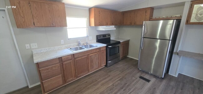 property at 2942 Algernon Cir