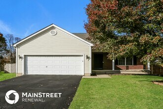 2025 Santuomo Ave in Grove City, OH - Building Photo - Building Photo