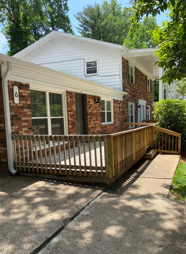 property at 6 Dogwood Ct