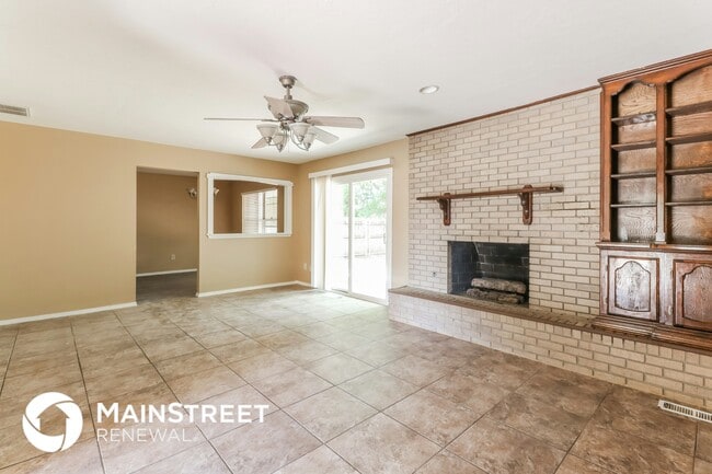 11520 Bel Air Pl in Oklahoma City, OK - Foto de edificio - Building Photo