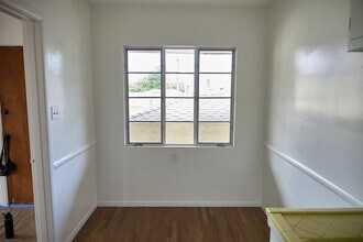 5501 Orange Ave in Long Beach, CA - Foto de edificio - Building Photo