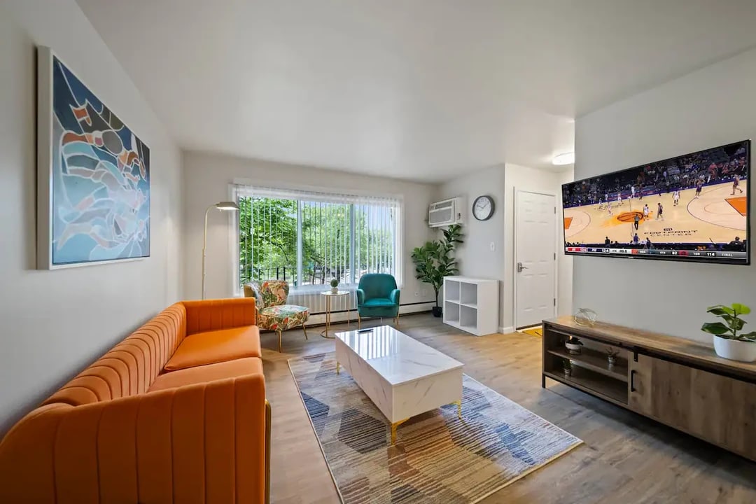 Ava Sterling Apartments in Sterling Heights, MI - Foto de edificio