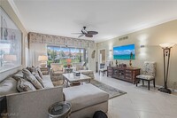 8471 Abbington Cir in Naples, FL - Foto de edificio - Building Photo