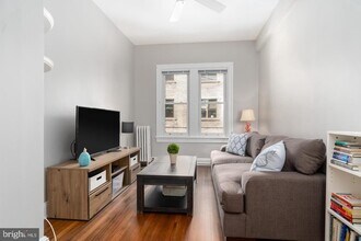 1705 P St NW-Unit -24 in Washington, DC - Building Photo - Building Photo