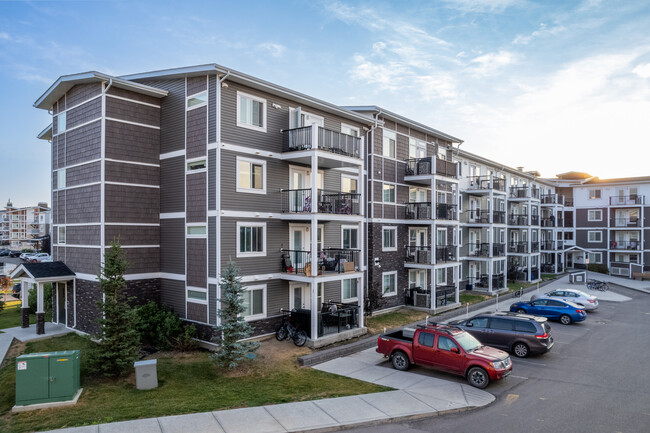 100 Sky Ranch Dr NE in Calgary, AB - Building Photo - Building Photo