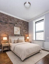 47 E 1st St, Unit 1R in New York, NY - Building Photo - Building Photo