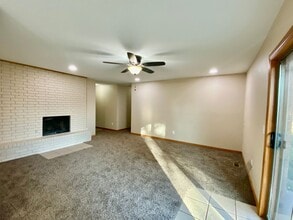 5821 Will Rogers Dr in Enid, OK - Building Photo - Building Photo