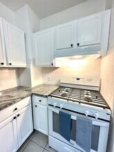 48 Maple Ave, Unit 2 in Montclair, NJ - Foto de edificio - Building Photo