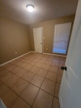 10215 El Scott Ave in Baton Rouge, LA - Building Photo - Building Photo