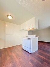 4331 Green Ave, Unit B in Los Alamitos, CA - Building Photo - Building Photo