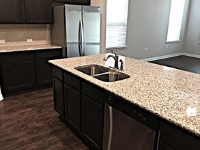 5613 Gerard Dr, Unit 39 in Austin, TX - Building Photo - Building Photo