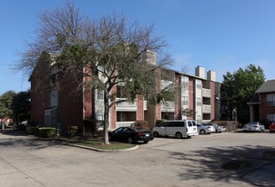 Woodglen - Dallas Apartments