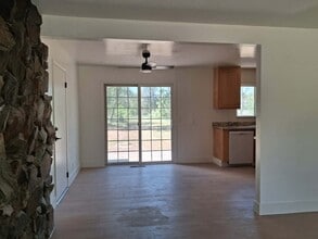 49177 Chapel Hill Dr in Oakhurst, CA - Building Photo - Building Photo