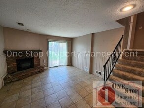 1130 W Sheridan St in Olathe, KS - Building Photo - Building Photo