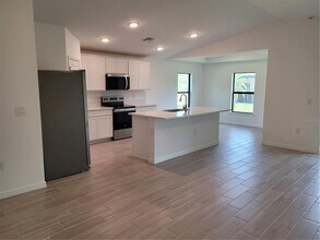 11383 Baggot Ave in Englewood, FL - Building Photo - Building Photo