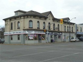 298-306 Colborne St Apartments