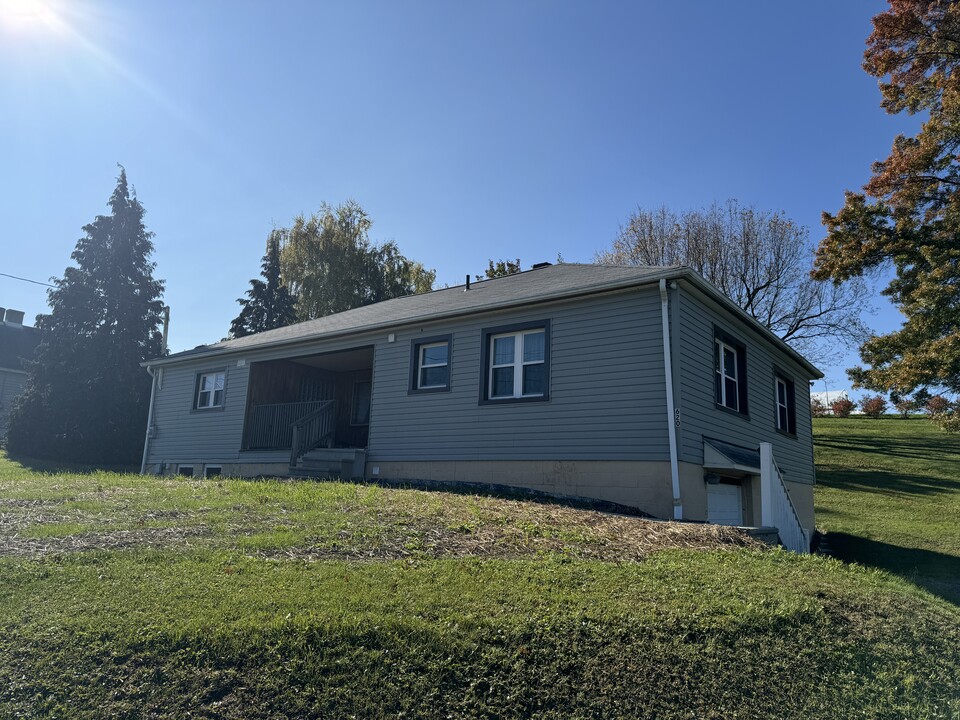 620 Horn Rd, Unit 2 bedroom, hardwood floor in Windber, PA - Building Photo