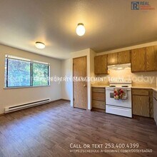 9920 132nd St Ct E in Puyallup, WA - Building Photo - Building Photo