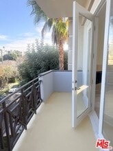 345 S Reeves Dr in Beverly Hills, CA - Building Photo - Building Photo