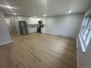 15 Bent Ave in Port Chester, NY - Building Photo - Building Photo