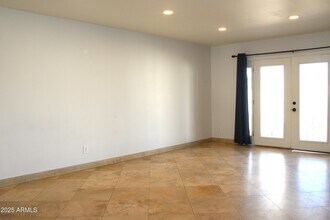 4046 E Hidalgo Ave in Phoenix, AZ - Building Photo - Building Photo