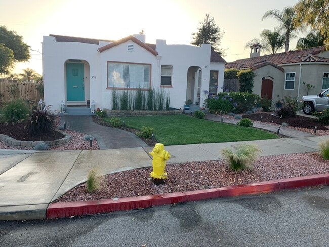 393 Coronado St in Ventura, CA - Building Photo - Building Photo